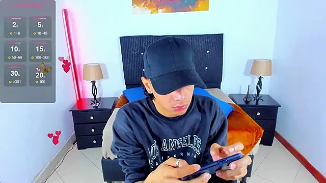 Snapshot of Brand_habes chatting on December 2024 04:43:01 PM Brand habes online show from December 2024 04:43:01 PM