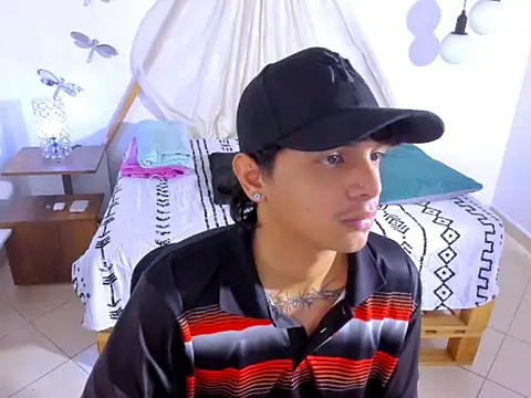 Snapshot of Brand_habes chatting on September 2025 09:15:02 PM Brand habes online show from September 2025 09:15:02 PM