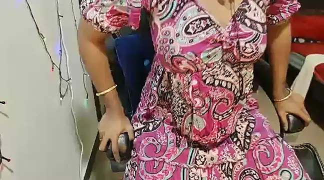 Anjali cute-Pondati online show from February 2025 04:20:01 AM