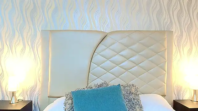 Amberr Greyy online show from November 2025 05:49:01 PM