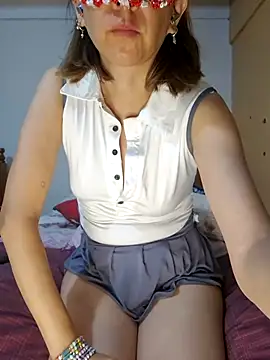 Lunababymylove online show from January 2025 03:31:02 AM