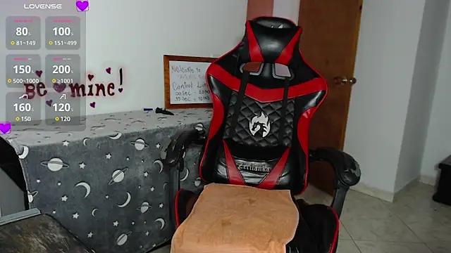 Snapshot of ArtemisNature chatting on March 2025 08:04:01 PM ArtemisNature online show from March 2025 08:04:01 PM