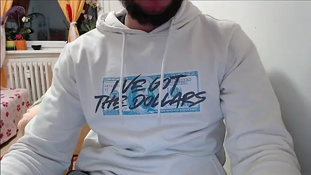 Snapshot of defuego_ chatting on February 2025 05:15:01 PM defuego online show from February 2025 05:15:01 PM