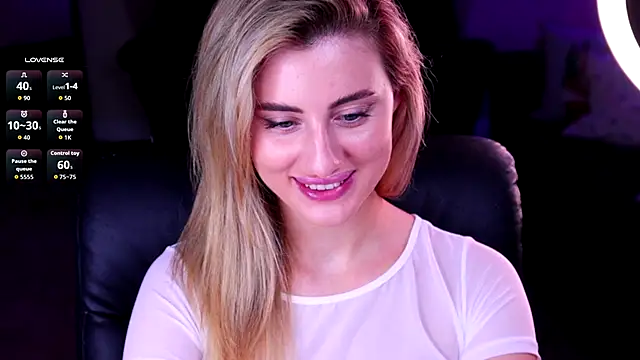 Naughty-Kitty1 online show from November 2025 10:43:02 PM