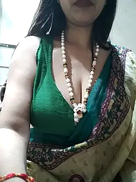 Snapshot of Aradhya-Sharma chatting on January 2025 09:34:01 PM Aradhya-Sharma online show from January 2025 09:34:01 PM