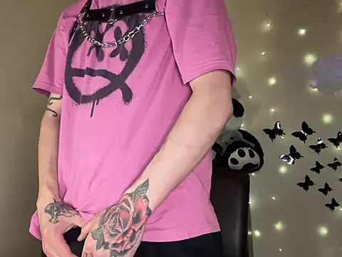 Snapshot of Mike_severi2 chatting on March 2025 06:32:01 PM Mike severi2 online show from March 2025 06:32:01 PM