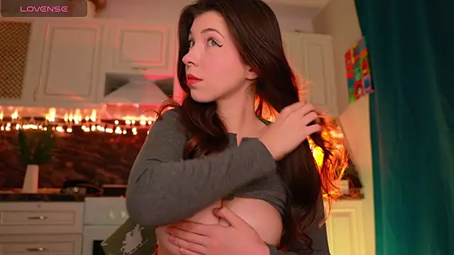 Snapshot of art_Jane chatting on December 2024 12:02:01 AM art Jane online show from December 2024 12:02:01 AM