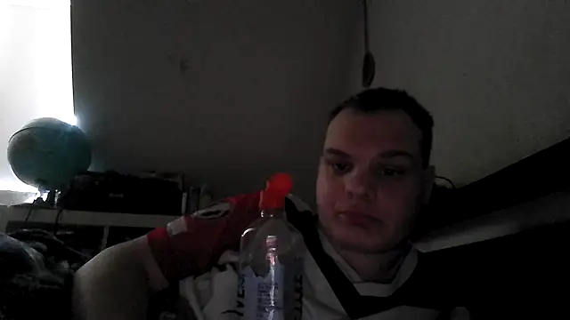 Nicolasjlhkjzl online show from April 2026 09:18:01 AM