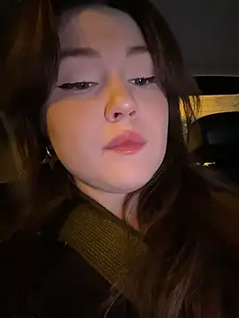 Peachy Dream online show from November 2025 06:12:01 PM