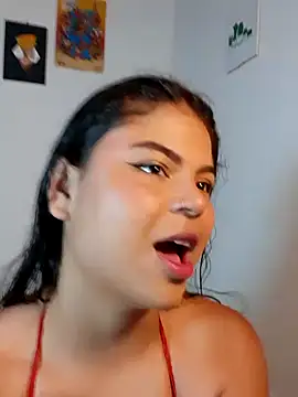 Snapshot of Cleo_hills chatting on December 2024 01:39:02 PM Cleo hills online show from December 2024 01:39:02 PM