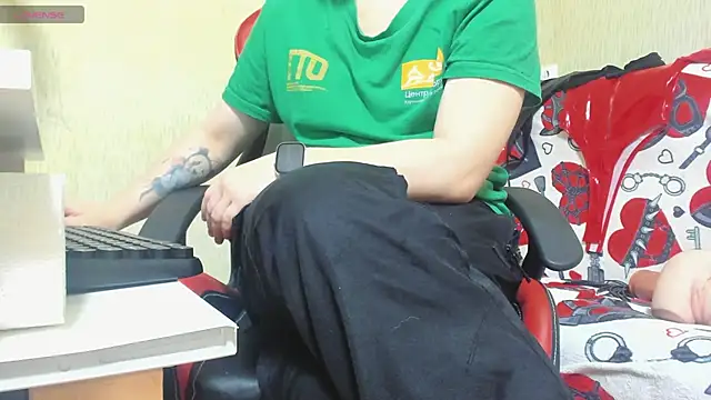 Snapshot of Queen_Sport chatting on March 2025 04:37:02 AM Queen Sport online show from March 2025 04:37:02 AM