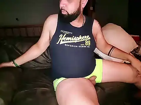 CuriousBear online show from December 2025 12:09:02 AM