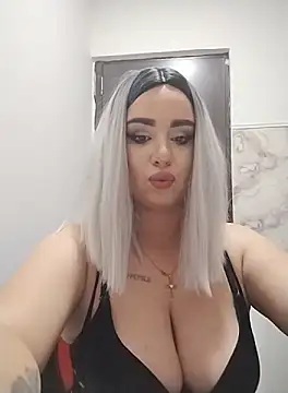 AdelinaJude online show from October 2025 08:39:02 PM