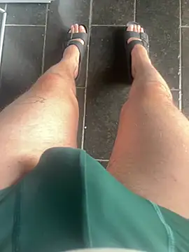 Snapshot of tomlolala chatting on February 2026 09:02:01 AM tomlolala online show from February 2026 09:02:01 AM