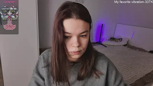 Snapshot of ValBae chatting on January 2025 12:29:01 PM ValBae online show from January 2025 12:29:01 PM