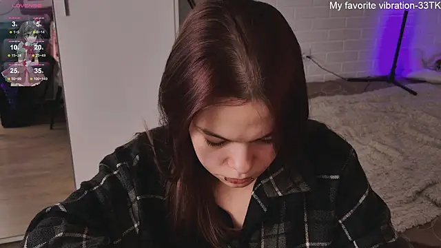 Snapshot of ValBae chatting on January 2025 11:59:01 AM ValBae online show from January 2025 11:59:01 AM