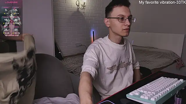 Snapshot of ValBae chatting on January 2025 09:15:01 AM ValBae online show from January 2025 09:15:01 AM