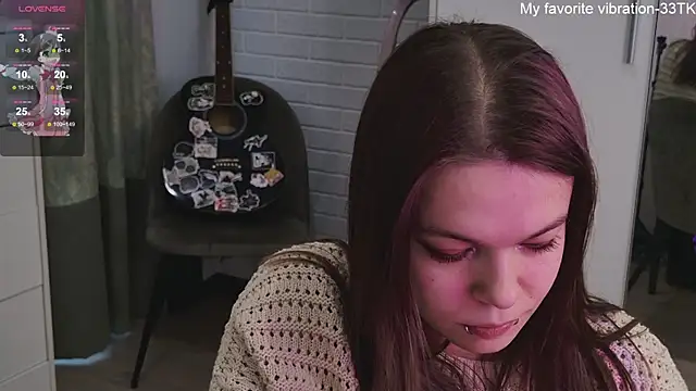 Snapshot of ValBae chatting on February 2025 01:54:02 PM ValBae online show from February 2025 01:54:02 PM