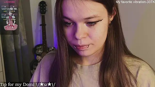 Snapshot of ValBae chatting on February 2025 04:33:01 PM ValBae online show from February 2025 04:33:01 PM