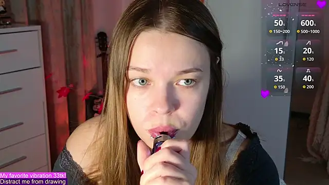 Snapshot of ValBae chatting on October 2025 07:47:01 PM ValBae online show from October 2025 07:47:01 PM