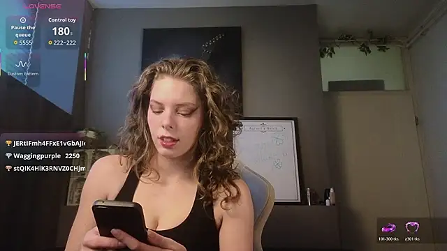 AyreenMoore online show from March 2026 03:04:01 PM