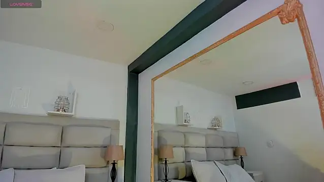 ailynBlaze online show from January 2025 02:03:02 PM