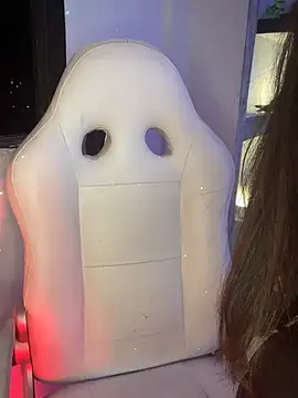 ailynBlaze online show from March 2025 02:26:02 AM