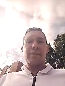 Snapshot of misterioso258 chatting on December 2025 01:51:02 PM misterioso258 online show from December 2025 01:51:02 PM