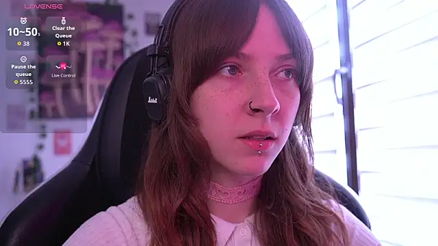 juliapie online show from April 2026 09:09:01 AM