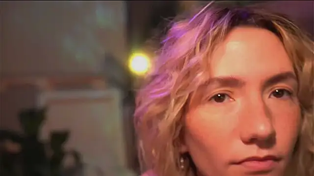 Arianna Richi online show from October 2025 05:46:01 AM