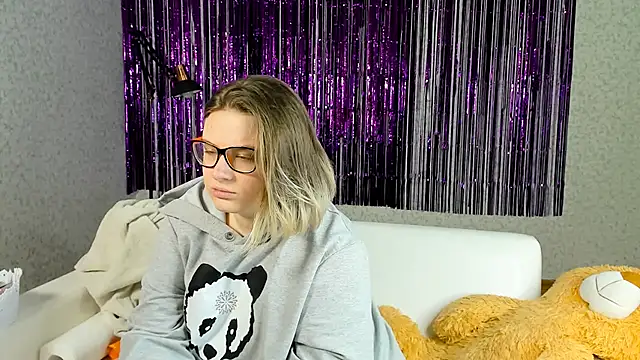 Seductive She Wolf online show from March 2025 05:25:01 PM