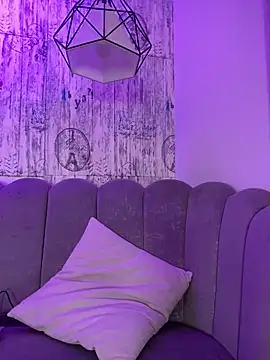 AbyThompson online show from October 2025 01:51:01 PM