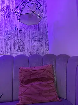 AbyThompson online show from December 2025 11:37:01 AM