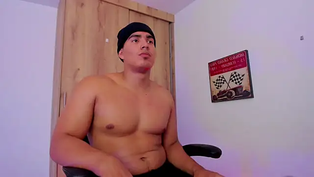 Snapshot of JamesGraay chatting on December 2024 03:00:02 PM JamesGraay online show from December 2024 03:00:02 PM