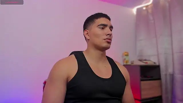 Snapshot of JamesGraay chatting on October 2025 02:50:02 PM JamesGraay online show from October 2025 02:50:02 PM