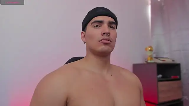 Snapshot of JamesGraay chatting on November 2025 06:56:02 PM JamesGraay online show from November 2025 06:56:02 PM