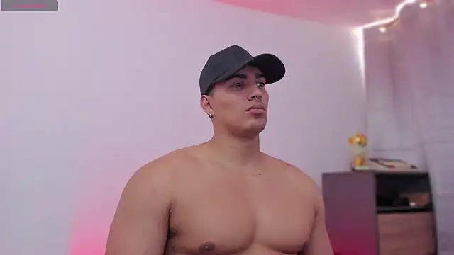 Snapshot of JamesGraay chatting on November 2025 06:06:02 PM JamesGraay online show from November 2025 06:06:02 PM