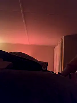 Snapshot of KatieBARBiE98 chatting on December 2024 03:59:02 AM KatieBARBiE98 online show from December 2024 03:59:02 AM