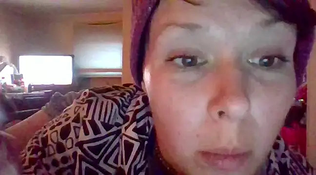 Snapshot of KatieBARBiE98 chatting on December 2024 09:20:02 PM KatieBARBiE98 online show from December 2024 09:20:02 PM