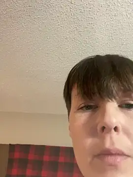 Snapshot of KatieBARBiE98 chatting on December 2024 02:13:01 PM KatieBARBiE98 online show from December 2024 02:13:01 PM