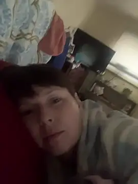 Snapshot of KatieBARBiE98 chatting on December 2024 07:02:02 PM KatieBARBiE98 online show from December 2024 07:02:02 PM