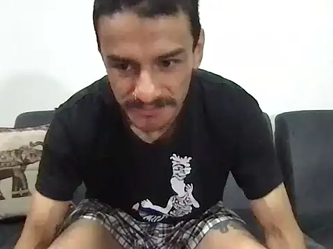 Snapshot of HorrorotikA chatting on May 2026 08:25:01 PM HorrorotikA online show from May 2026 08:25:01 PM