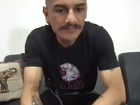 Snapshot of HorrorotikA chatting on May 2026 08:36:02 PM HorrorotikA online show from May 2026 08:36:02 PM