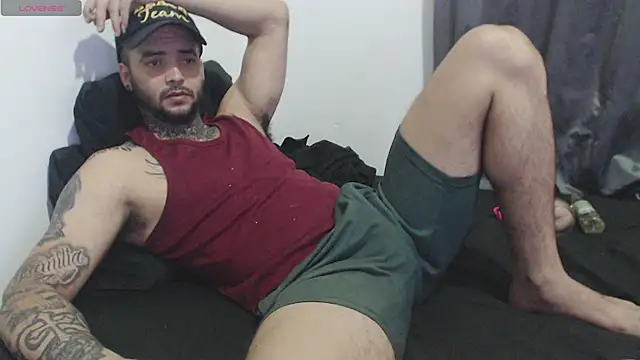 maxi rogger18 online show from December 2024 07:46:02 PM