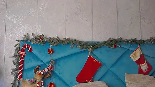 AlyseReuse online show from January 2025 06:03:02 PM