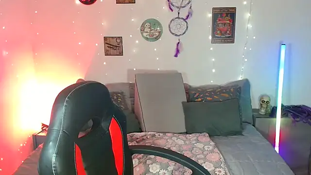 catalinamommyx online show from November 2025 11:36:02 PM