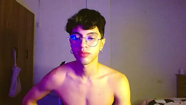 Angelligth online show from October 2025 04:04:02 AM