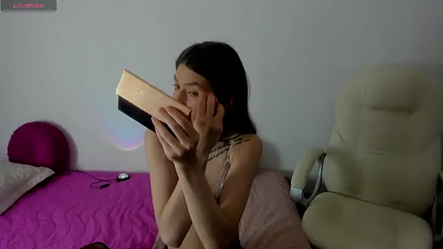 Tesa cute online show from December 2024 09:41:01 PM