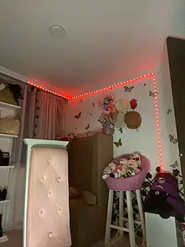 lina pink online show from February 2025 11:33:02 PM