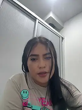 Snapshot of Karla-sexy01 chatting on January 2025 05:53:01 PM Karla-sexy01 online show from January 2025 05:53:01 PM